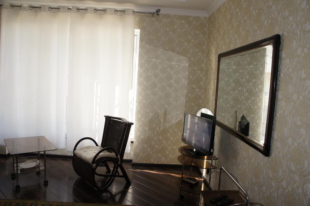 Na Sanatornoy Apartment سوتشي الغرفة الصورة